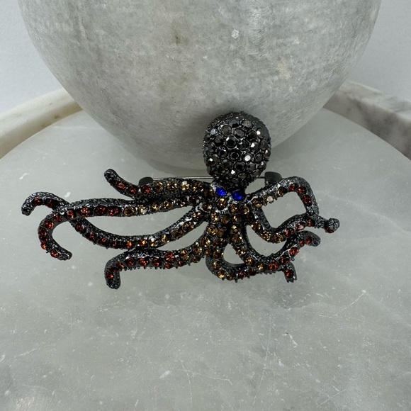 2/$15 Sparkly Octopus Pin Brooch - Picture 3 of 6